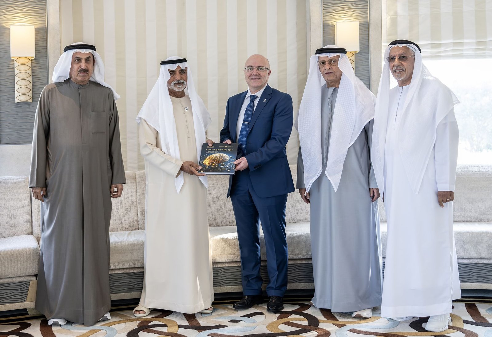 نهيان بن مبارك يشهد إطلاق كتاب “عقول رقمية وهوية متجددة” دراسات إماراتية مغربية في الذكاء الاصطناعي والابتكار
