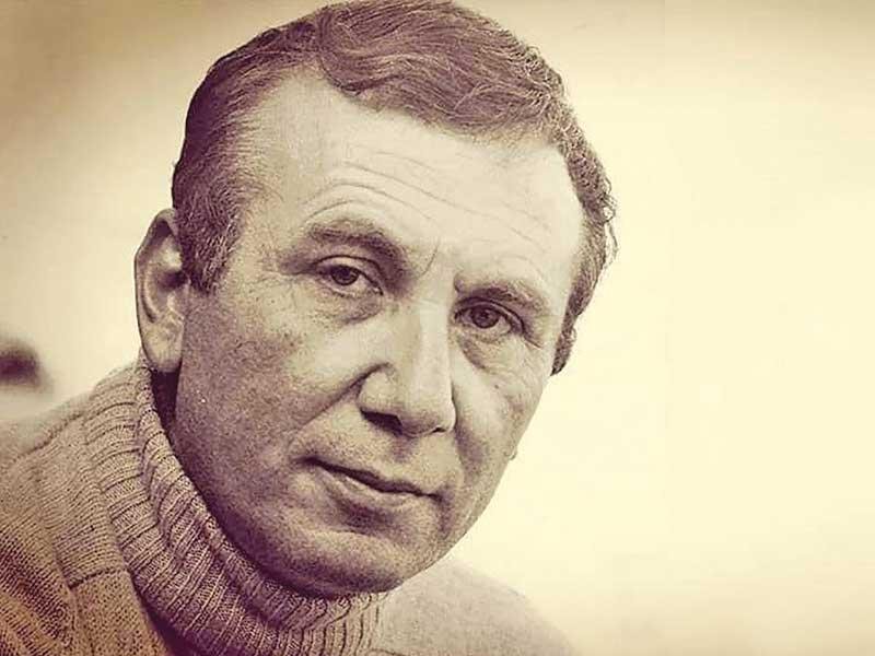 أجمل مقولات نزار قباني