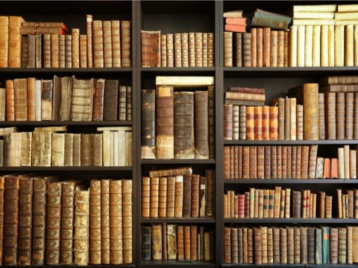 أشهر كتب الطبري