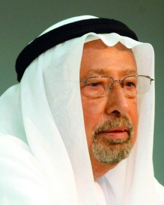 راشد عبدالله النعيمي.. الدبلوماسي الذي كتب أول رواية إماراتية